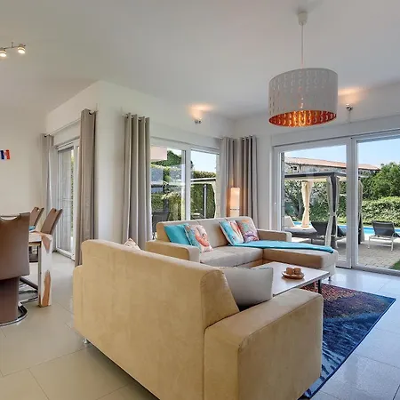 Sky Dream Villa *