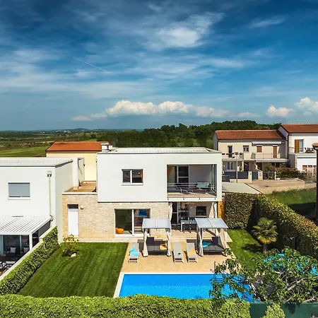 Sky Dream Villa *